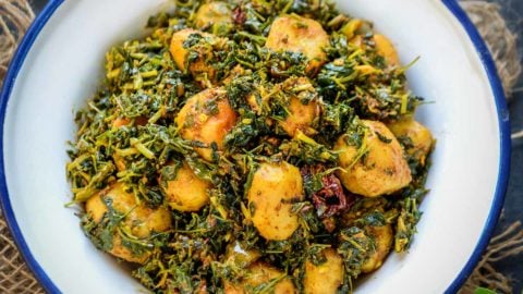 Saag Methi Alu (mittelschraf)