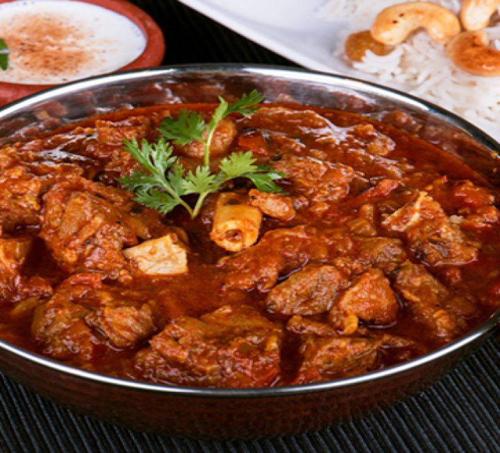 Lamm Tikka masala (mittelscharf)