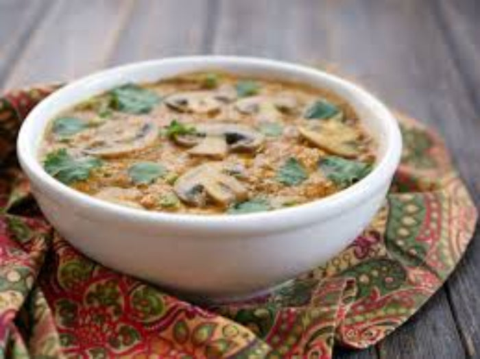 Mattar Mushroom Methi (schraf)